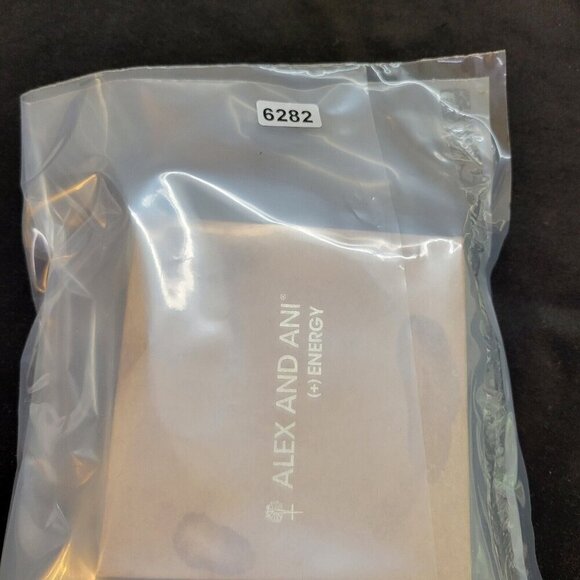 Alex and Ani Bracelet Green Beaded Bangle Set Silver Tone Missing Dragonfly - Picture 13 of 13